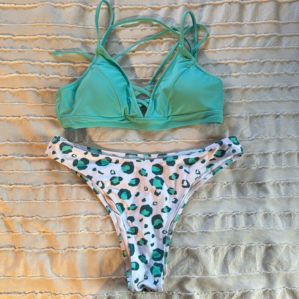 Cupshe Bikini